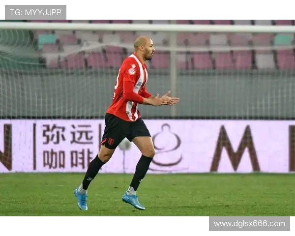 罗慕洛中超百场庆典 打进30球助攻32次